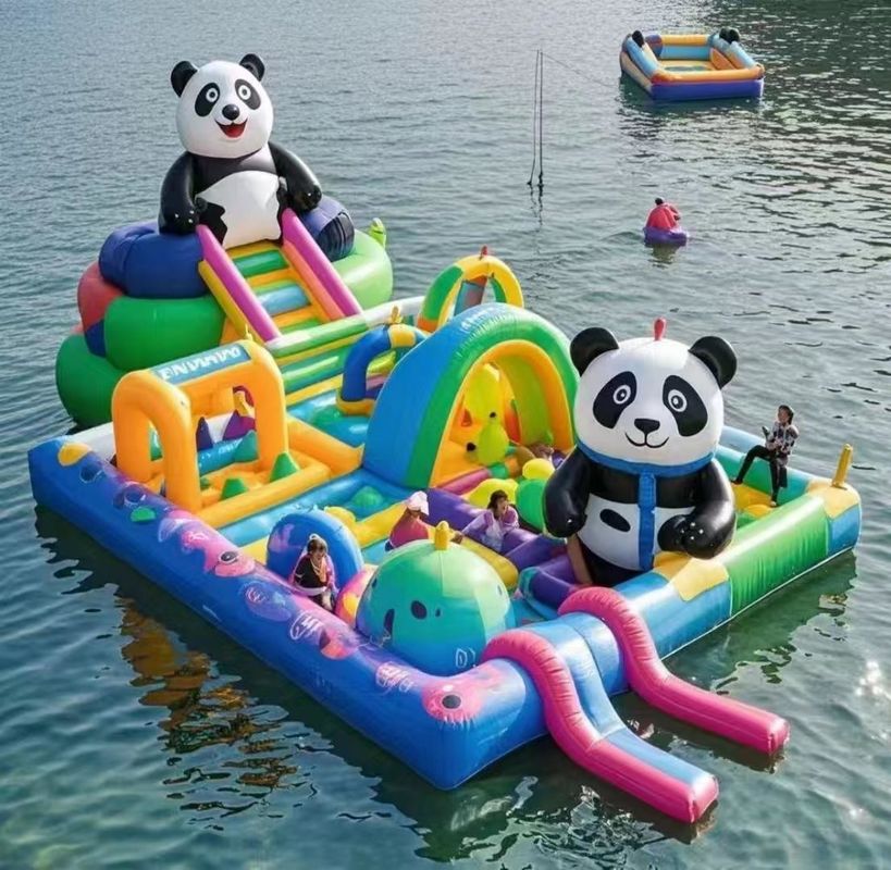 Ticari Atlama Evi Çocuklar İçin Şişme Kale Su Parkı Oyun Panda Su Kaydırma